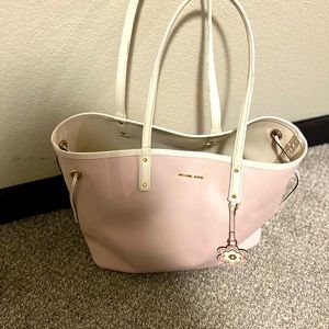 Michael Kor, open tote bag.